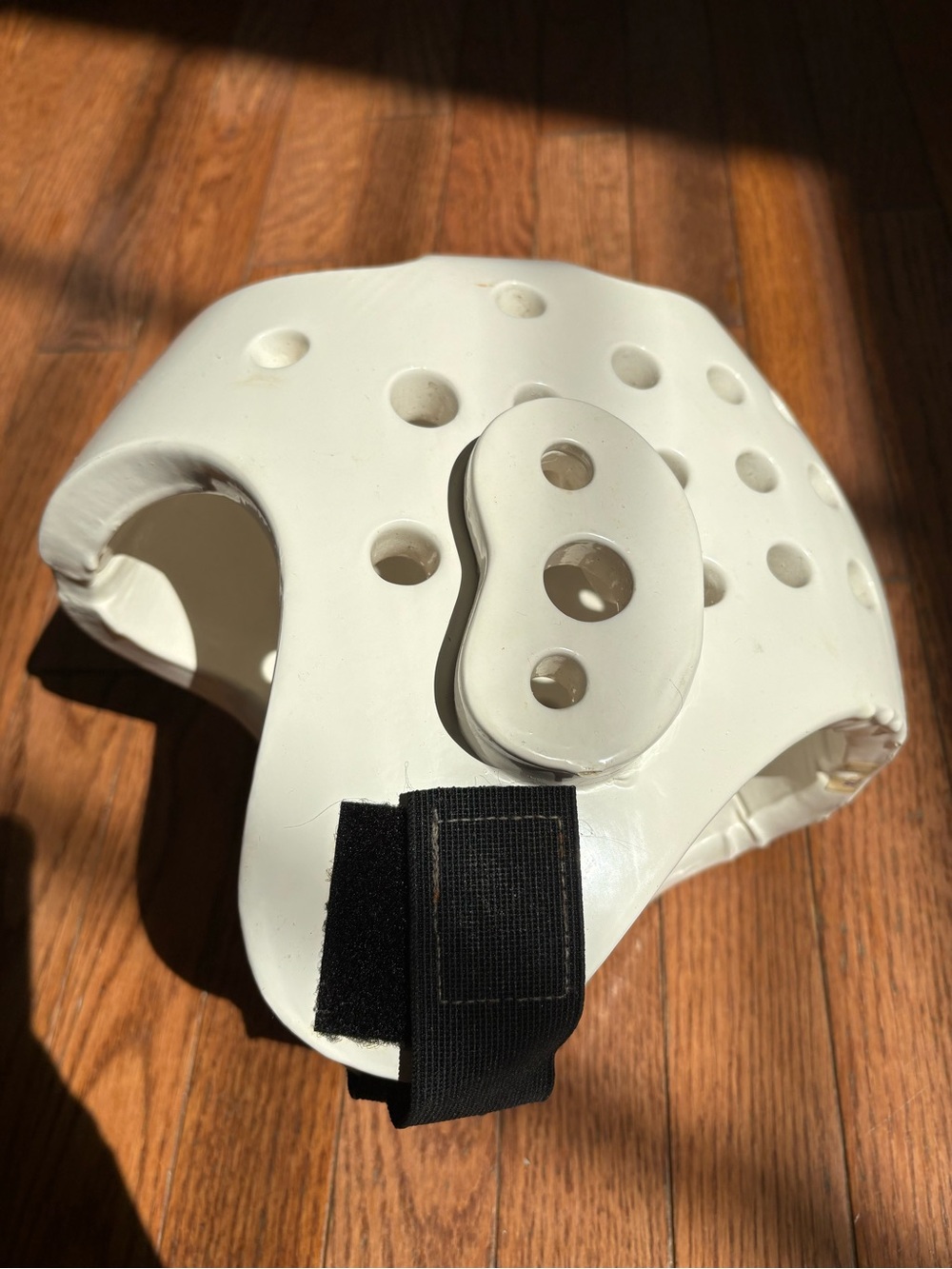 Xl Martial arts sparring helmet ⛑️ Protective Headgear and hand 🤚 protection
